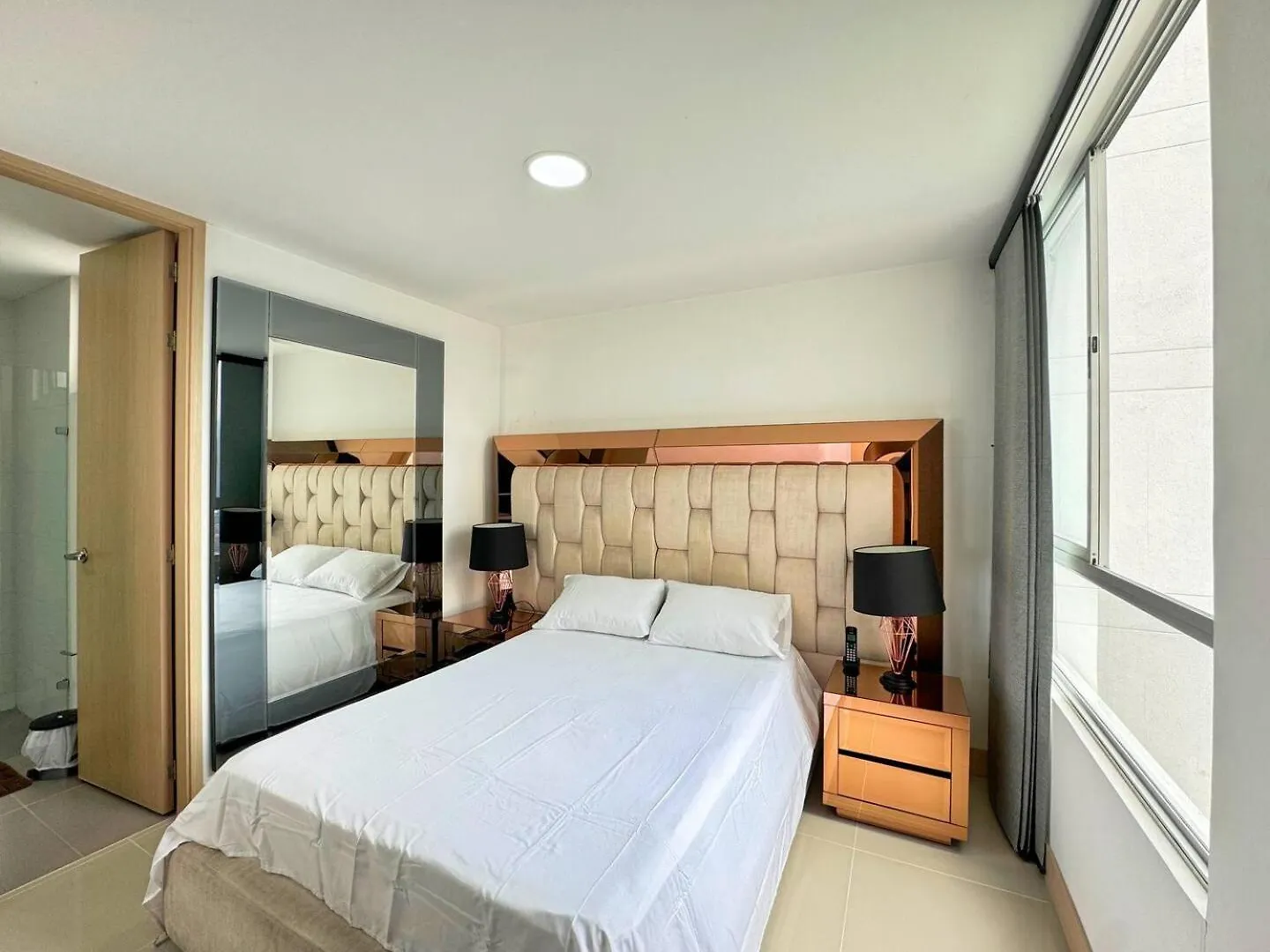 3Br Panoramic Near Country Club El Poblado Apartment Medellin