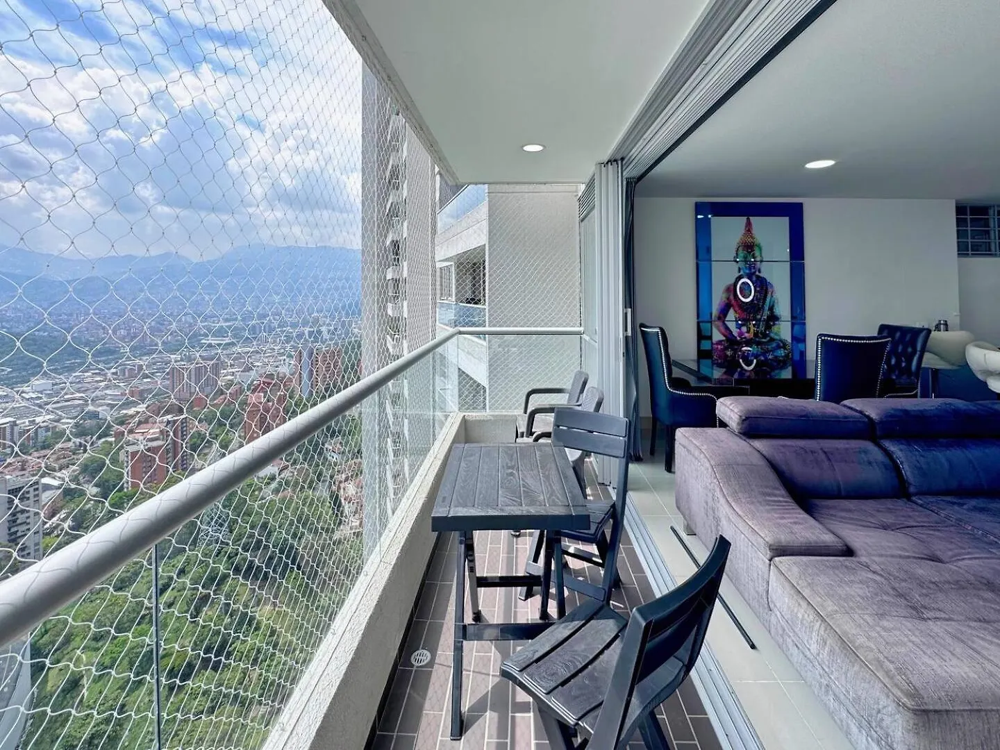 3Br Panoramic Near Country Club El Poblado Apartment Medellin Colombia