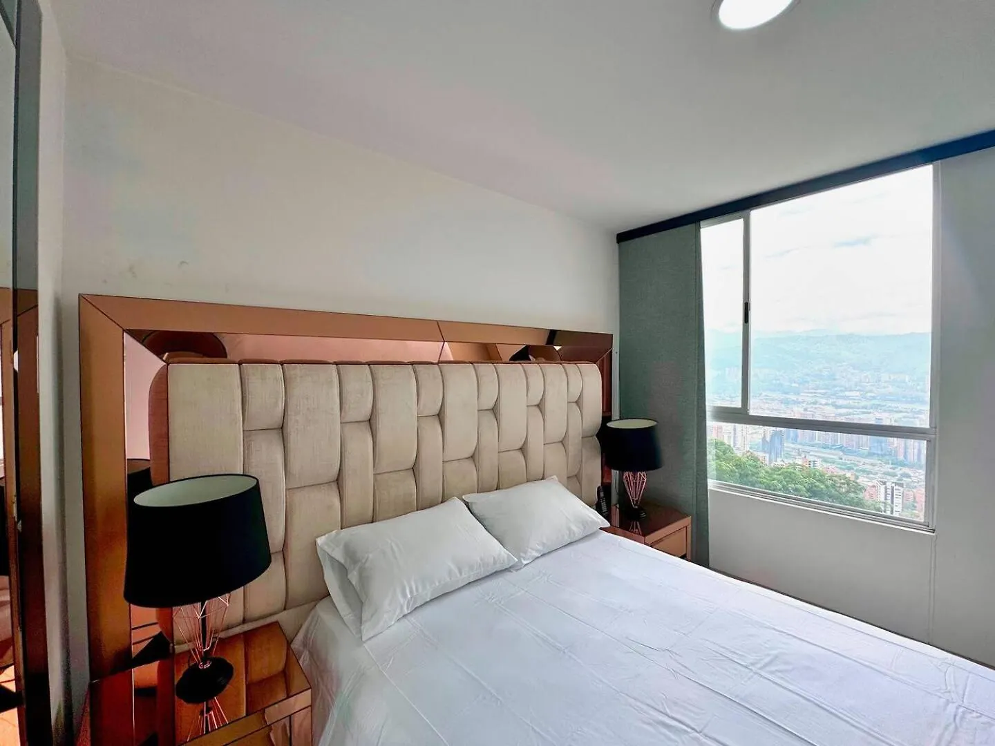 3Br Panoramic Near Country Club El Poblado Apartment Medellin