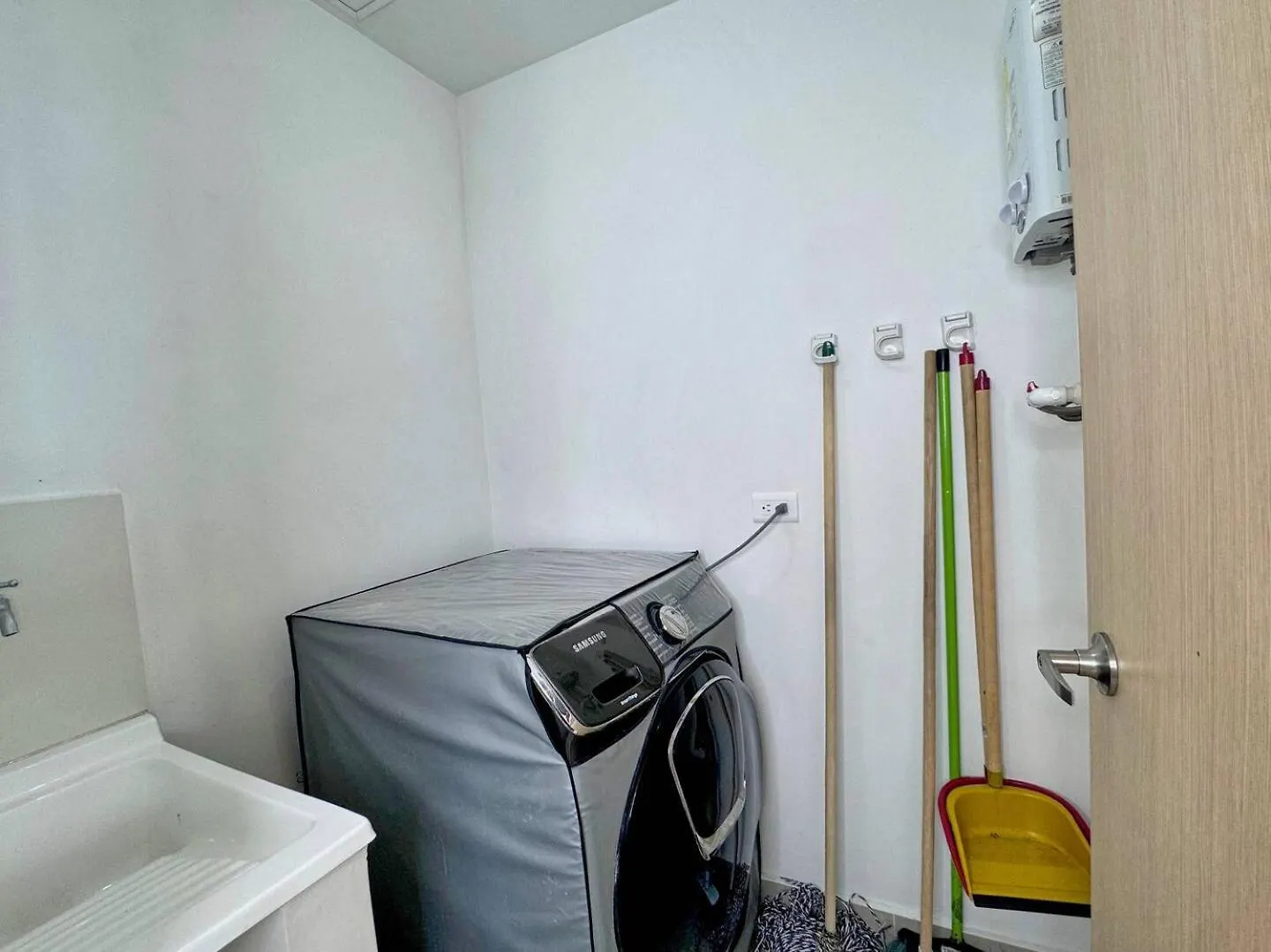 3Br Panoramic Near Country Club El Poblado Apartment Medellin