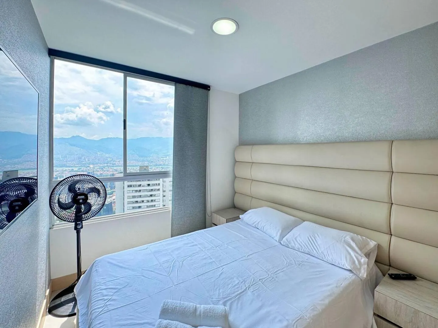 3Br Panoramic Near Country Club El Poblado Apartment Medellin Colombia