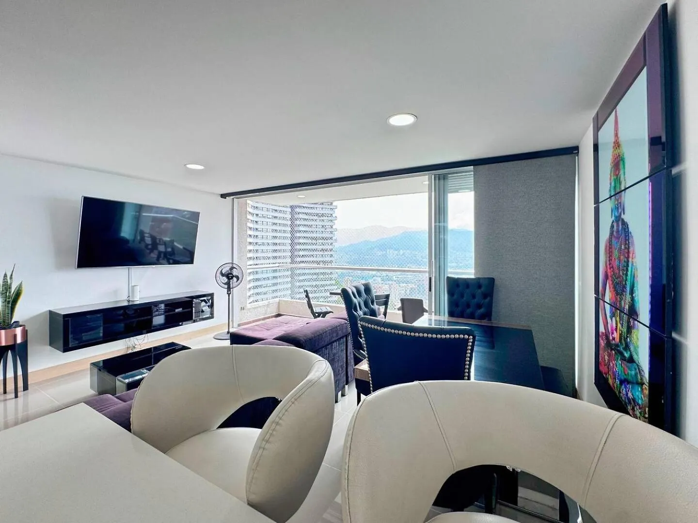 3Br Panoramic Near Country Club El Poblado Apartment Medellin